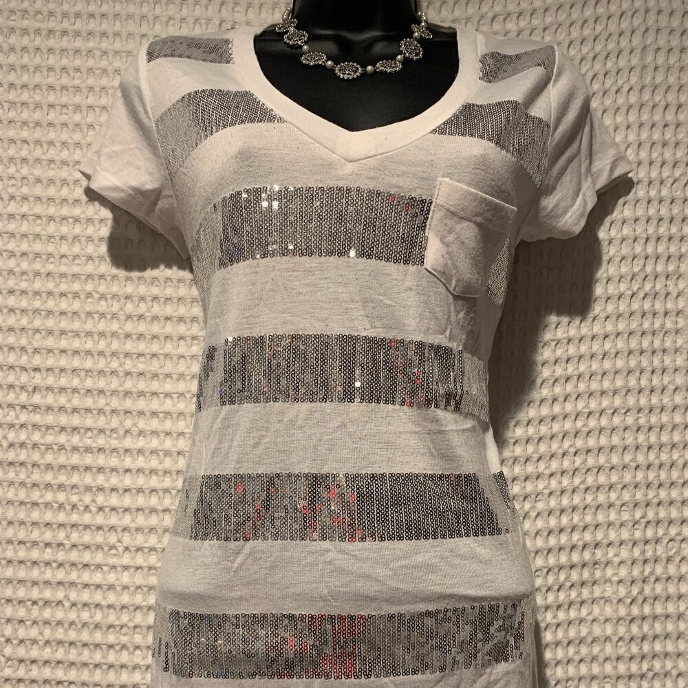 NEW Lovestruck Ladies White & Silver Sequins V-Neck Pocket Tee